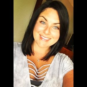 Meet your Posher, Alisha